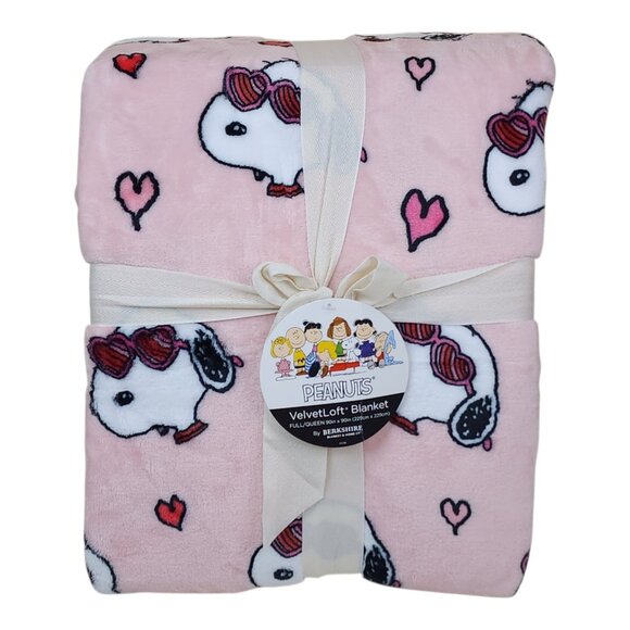 Peanuts Snoopy VelvetLoft Plush Blanket Full/Queen 90"x90" By Berkshire Hearts - Picture 9 of 9